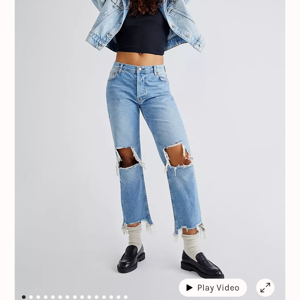 We the free NWTS S26 Mid Rise Straight distressed Jeans